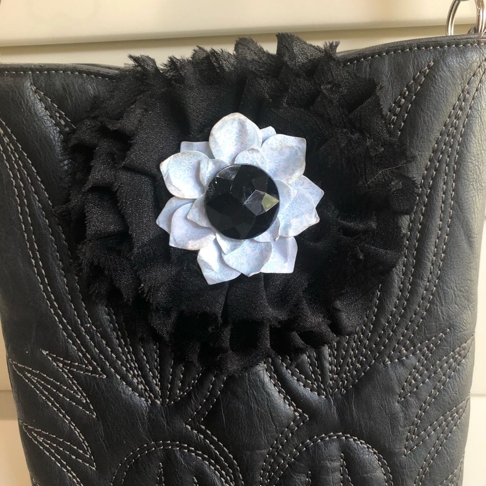 Glam Boot Crossbody - Picture 2 of 8